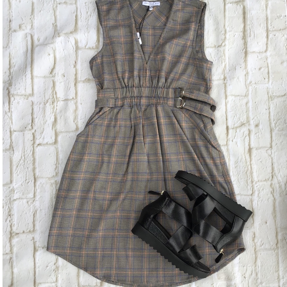 CURRENT AIR Anthro Chic Short Sleeveless Dress - Picture 3 of 7